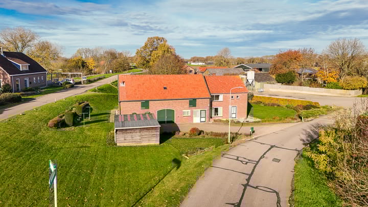 Geerweg 6 in Alphen foto