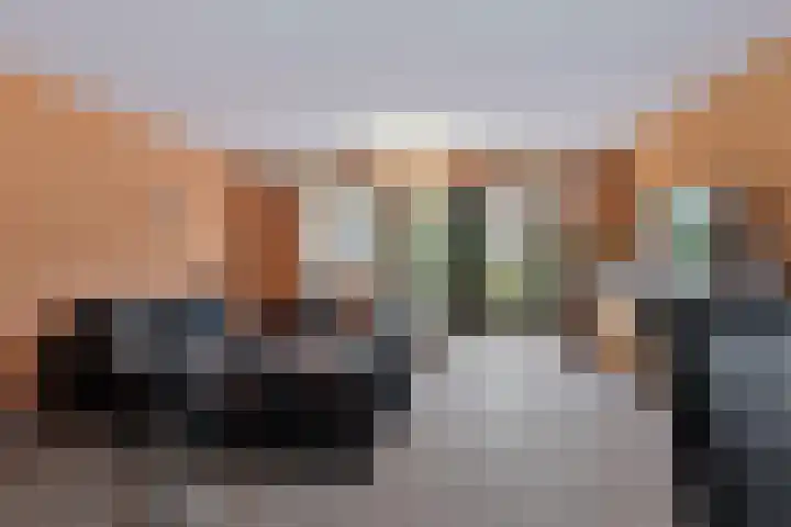 Gele Lis 156 Den Haag thumbnail 21