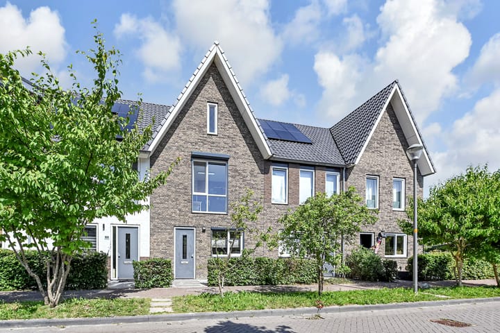 Gerard Bleekerstraat 19 in Waddinxveen foto