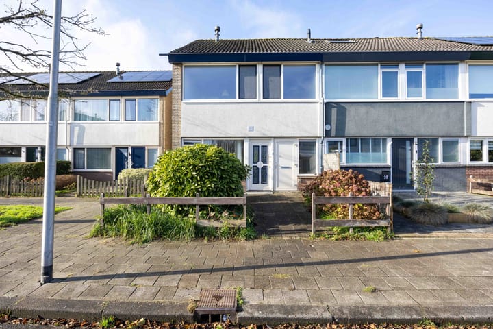 Gerben Colmjonwei 22 in Leeuwarden foto