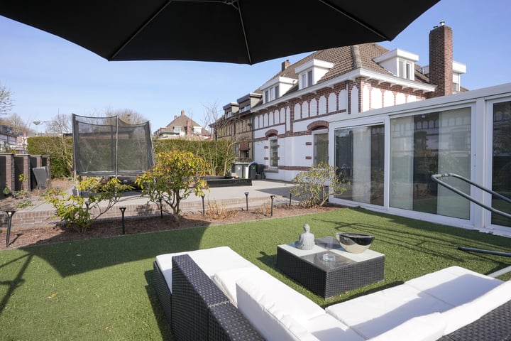 Geulstraat 2 in Heerlen foto