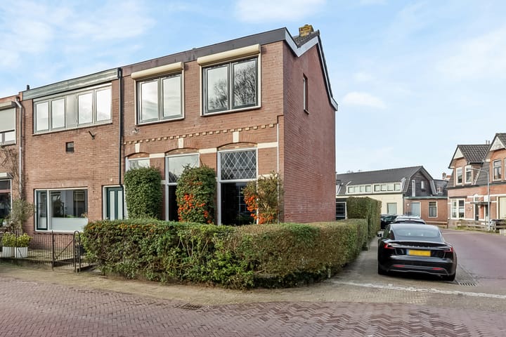 Geuzenweg 235 in Hilversum