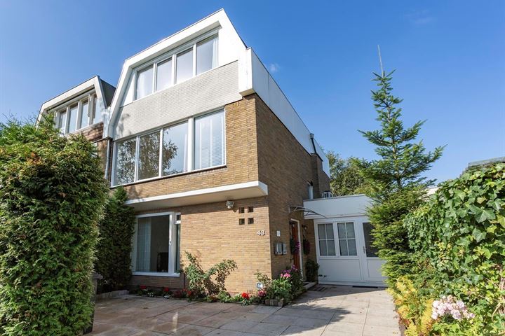 Gijsbrecht van Amstellaan 43 in Amstelveen foto