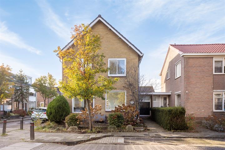 Gijsbrecht van Vianenstraat 7 in Oosthuizen foto