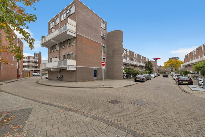 Gildeweg 50 in Schiedam foto