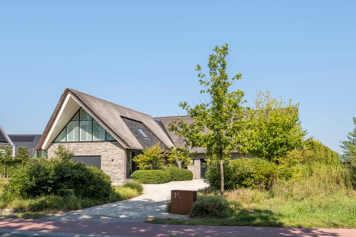 Gilzeweg 1F in Bavel foto