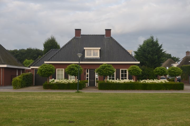 Gimli 8 in Geldrop foto