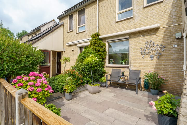 Gladioolweg 21 in Almere foto