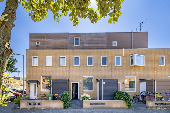 Glazenmakerhof 120 in 's-Gravenhage