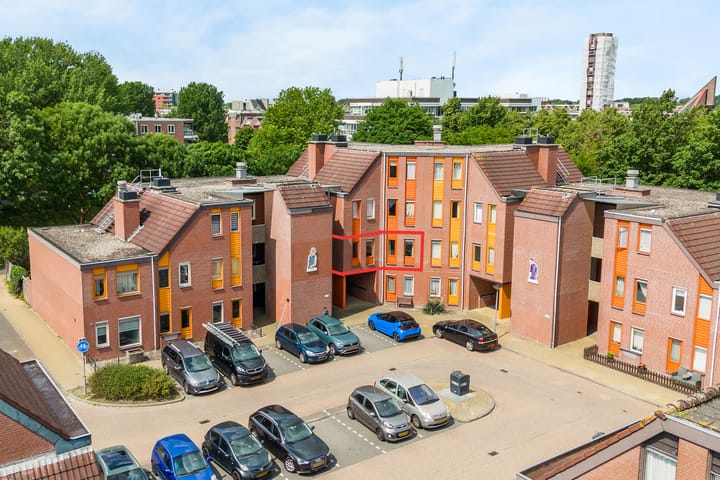 Goedewerf 143 in Almere foto