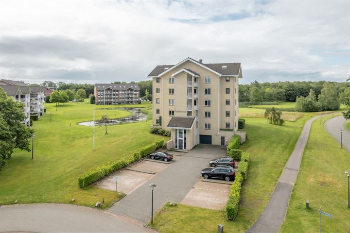 Golflaan 2-12 in Heerenveen foto