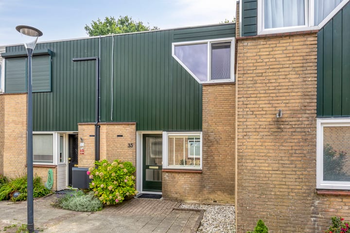 Gorzenhoek 35 in Oud-Beijerland foto