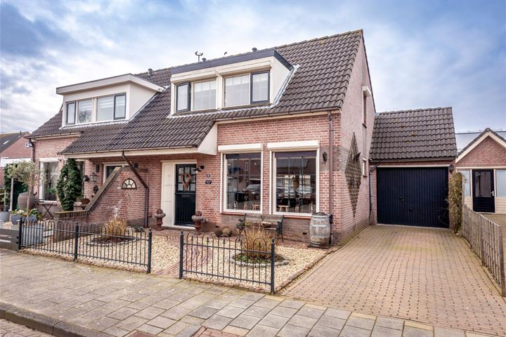 Goudenregenlaan 47 in Aalst foto