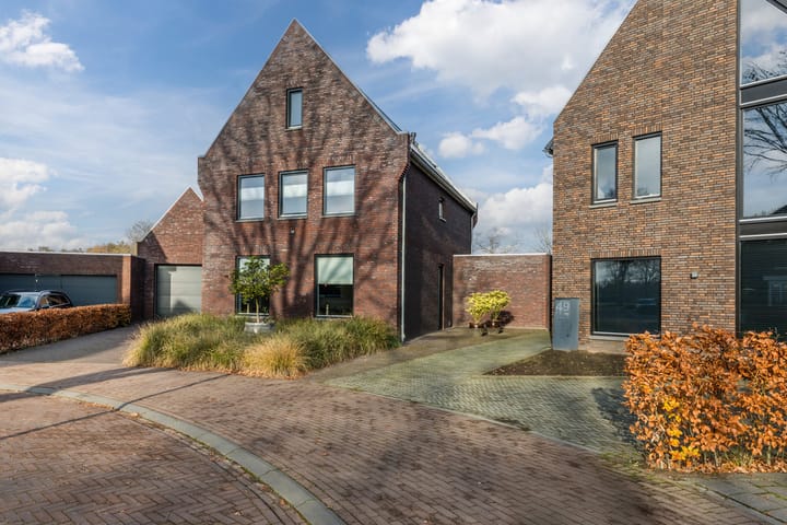 Goudhoeksland 47 in Nuenen foto