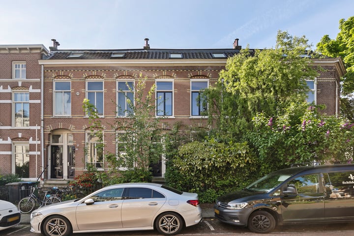 Graaf Lodewijkstraat 67 in Arnhem foto