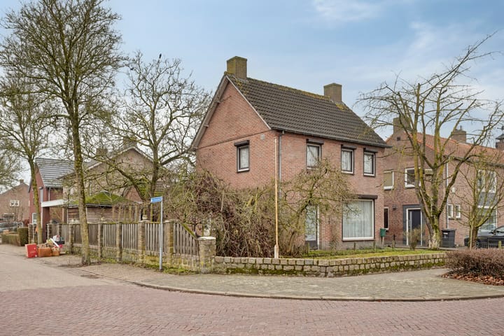 Graaf Wernerstraat 10 in Heeswijk-Dinther