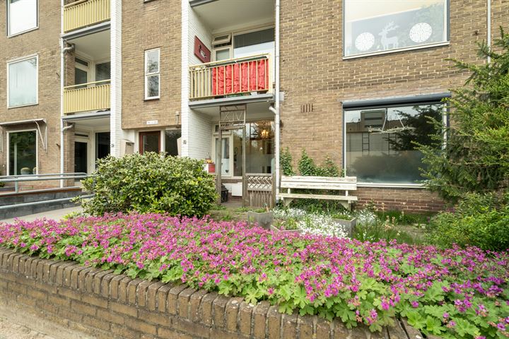 Graaf Wichmanstraat 14 in Hilversum foto