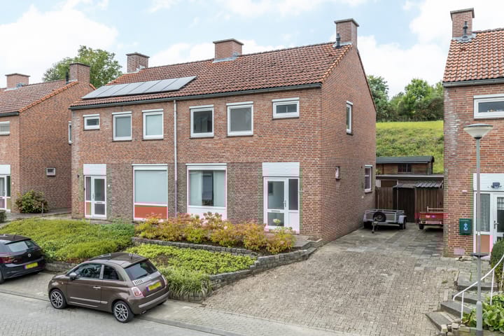 Grachtstraat 44 in Schin op Geul foto