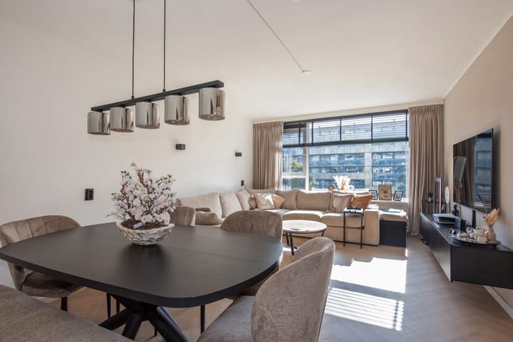 Gravin Juliana van Stolberglaan 492 in Leidschendam foto