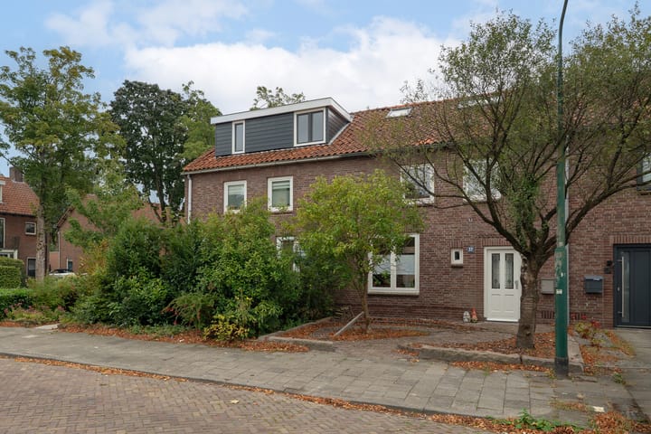 Grimhuijsenstraat 32 in Ulvenhout foto