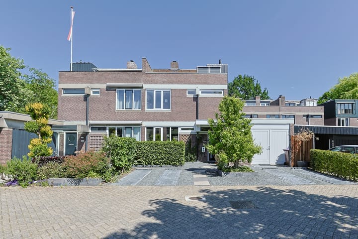 Groenoord 404 in Alphen aan den Rijn foto