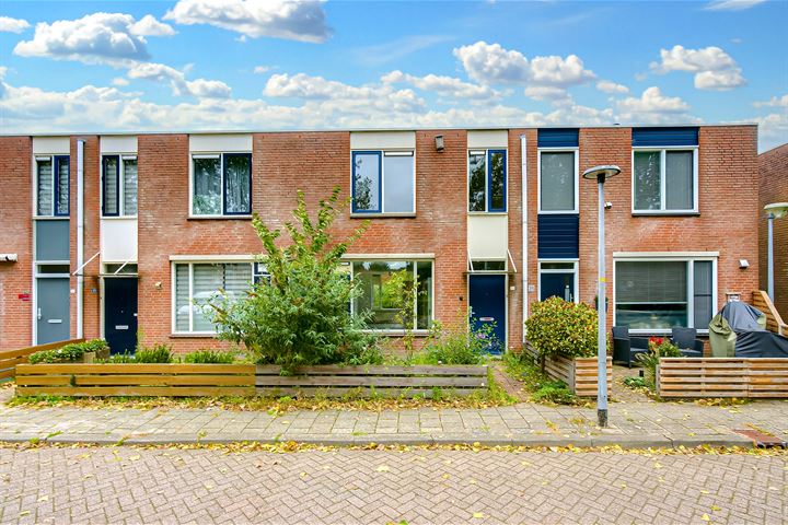 Grondzeilerplantsoen 34 in Almere foto