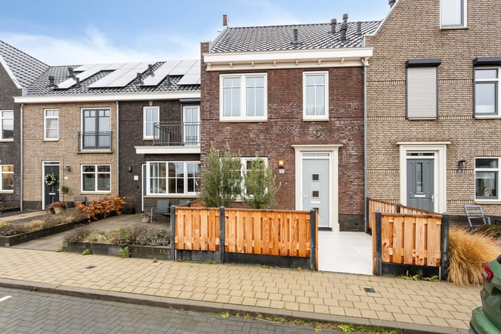 Grondzeilerstraat 10 in Oude-Tonge foto