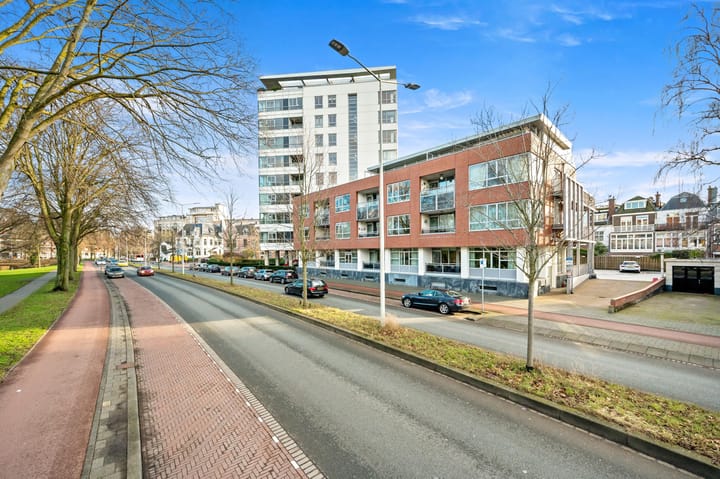 Groot Hertoginnelaan 8V in 's-Gravenhage