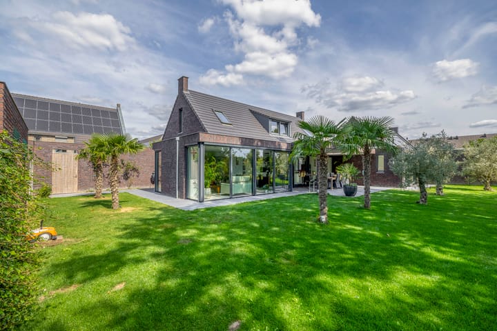 Grooteakker 20 in Veghel foto