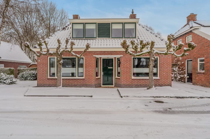 Grote Dijkstraat 18 in Spijk