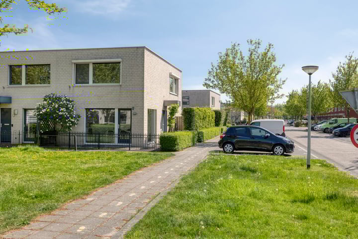 Grünewaldstraat 23 in Almere foto