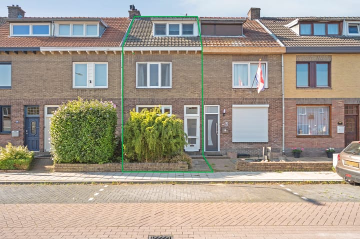 Gulicksestraat 42 in Sittard foto