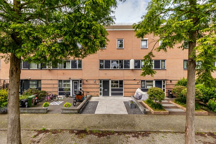 Gunterstein 12 in Nieuw-Vennep foto