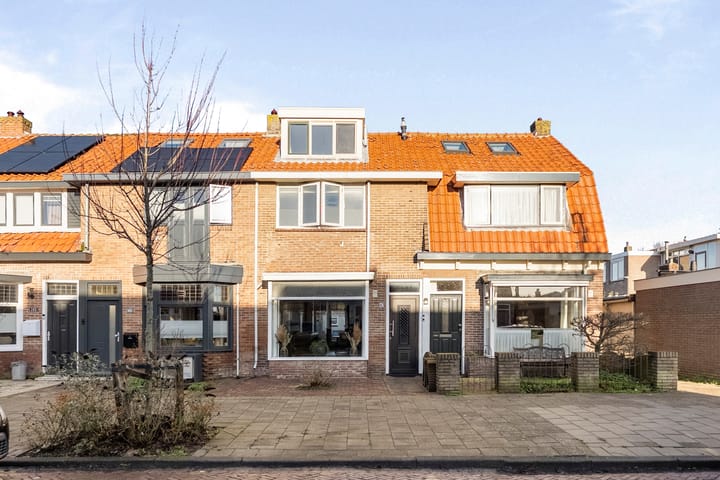 H.A. Lorentzstraat 107 in Den Helder foto