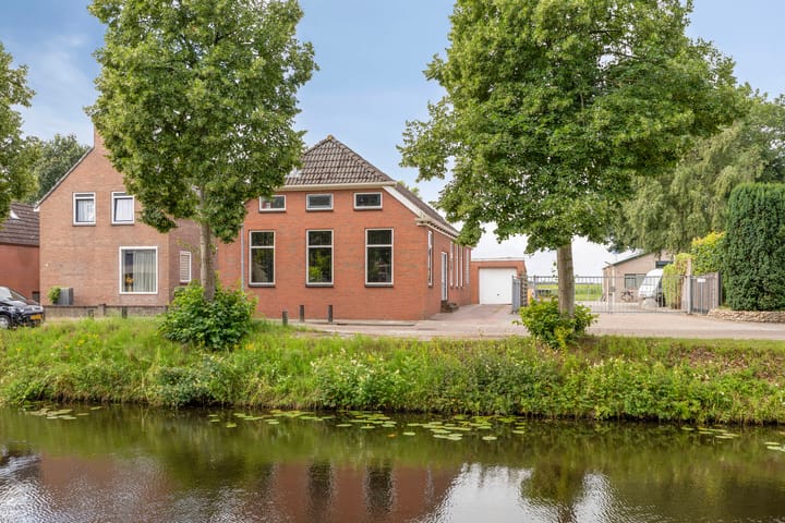 H.J. Kniggekade 98 in Stadskanaal foto