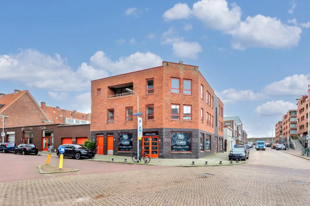 Team foto van H&W Makelaars Rijnmond