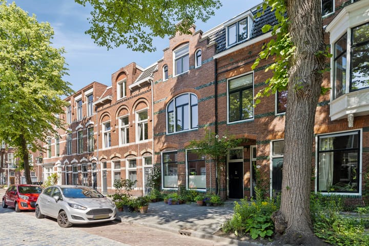 H.W. Mesdagstraat 31a in Groningen foto