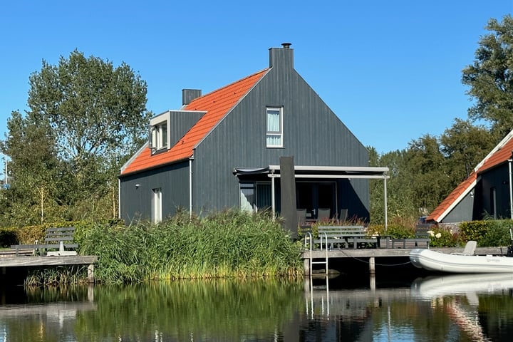 H.W. Stekelenburgweg 7 in Langelille foto