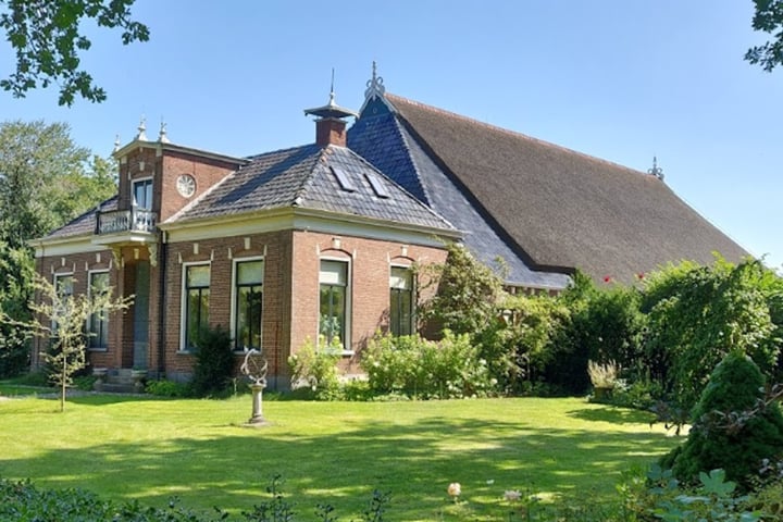 Haadstrjitte 2 in Feanwâlden foto