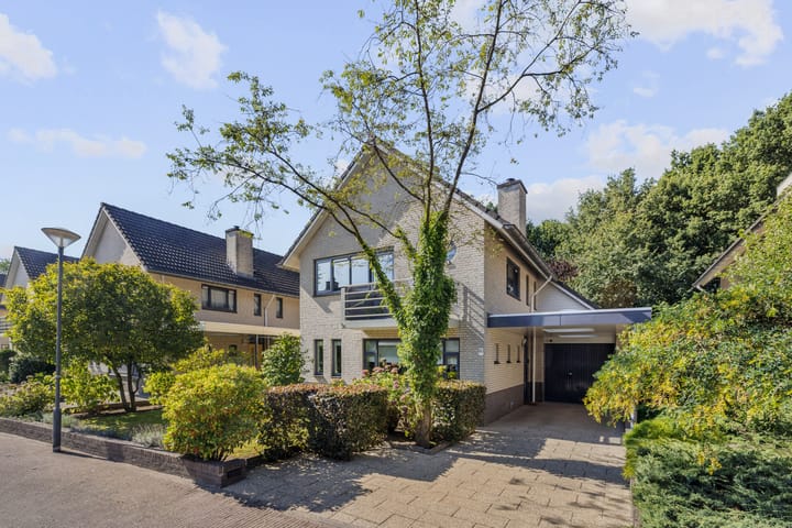 Haagwinde 20 in Vught foto