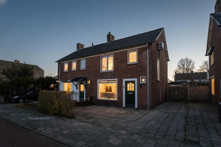 Haaksbergerstraat 13 in Hengelo foto