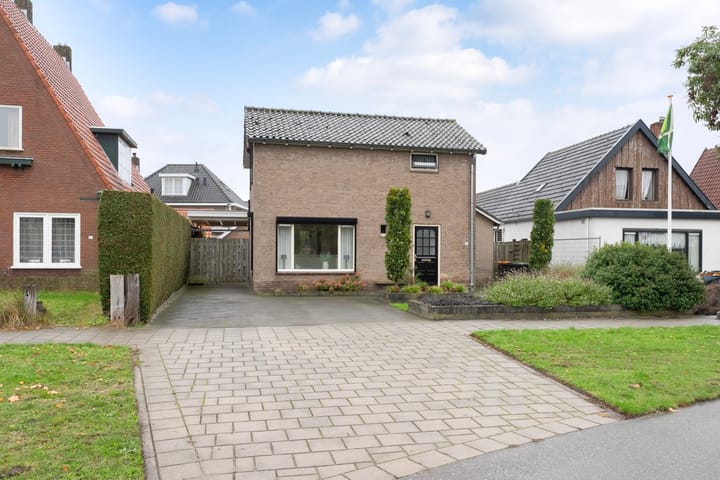 Haaksbergseweg 94 in Neede foto