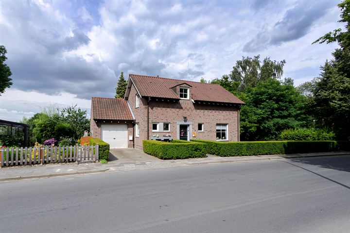 Haanraderstraat 12 in Kerkrade foto