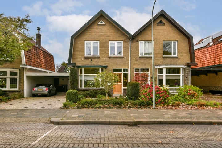 Haaswijkweg West 80 in Dordrecht foto