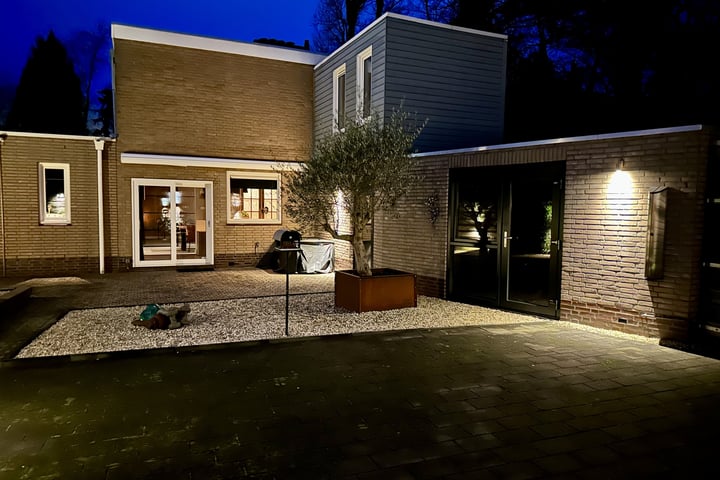 Hagedoorn 24 in Emmen foto