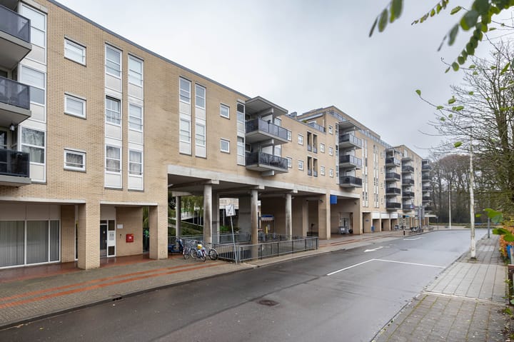 Hagenborgh 135 in Almelo foto