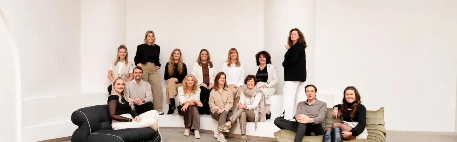 Team foto van Hallie & Van Klooster Makelaardij