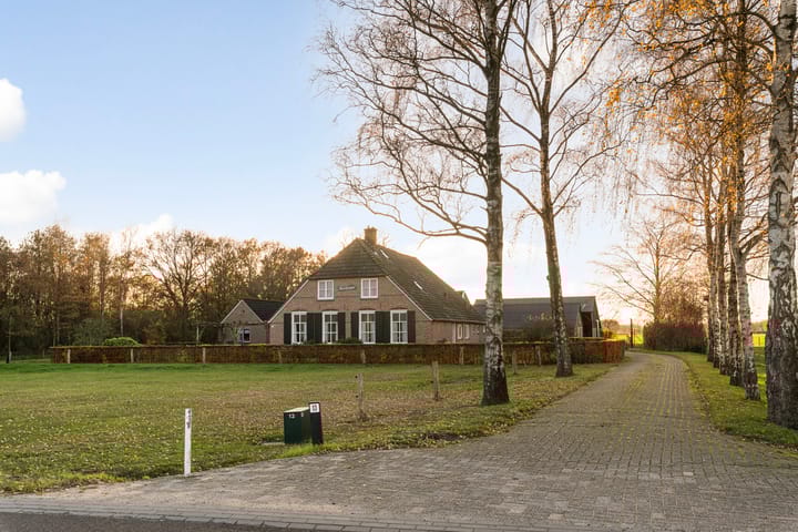 Hallsedijk 13 in Tonden