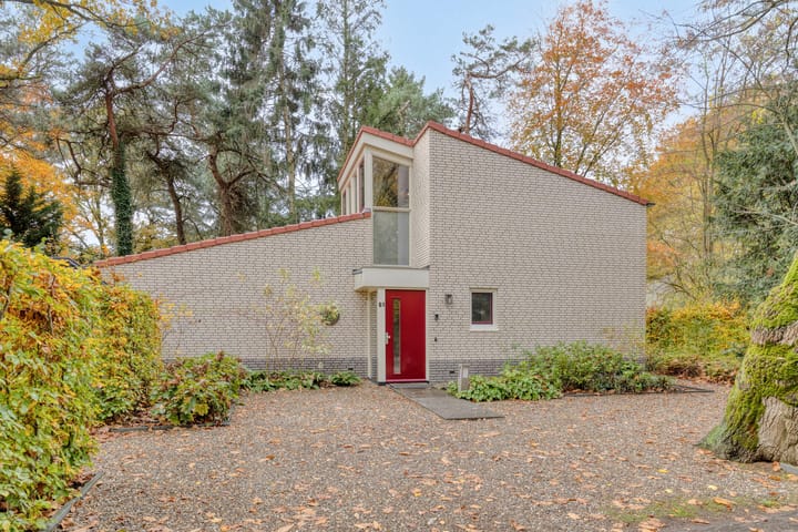 Halseweg 54-61 in Halle foto