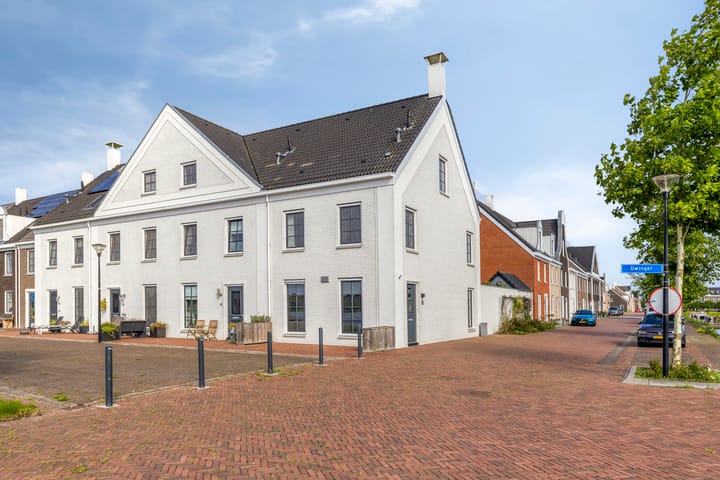 Handelskade 31 in Blauwestad foto